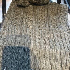 Cacuss Men's Gray Sweater scarf
